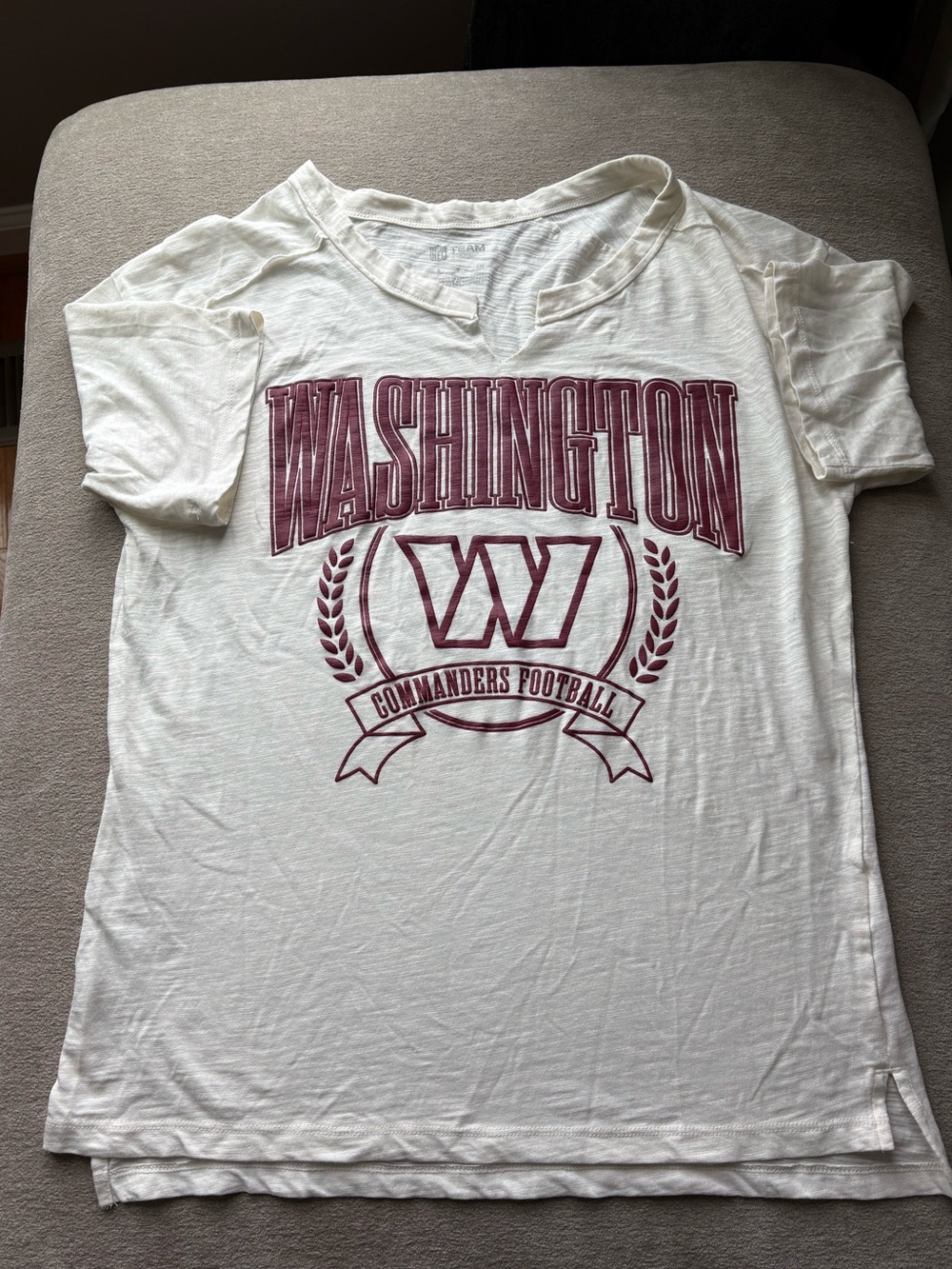 Washington Commanders Women’s cream color T-Shirt
